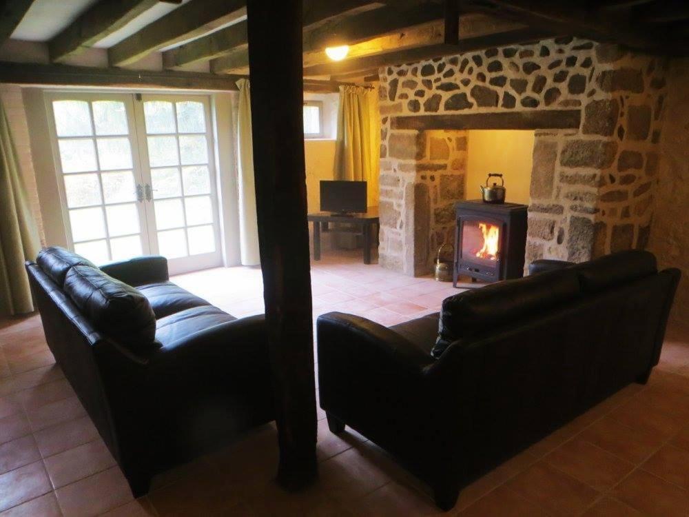 Maison Rouge Gite Vidaillat Buitenkant foto
